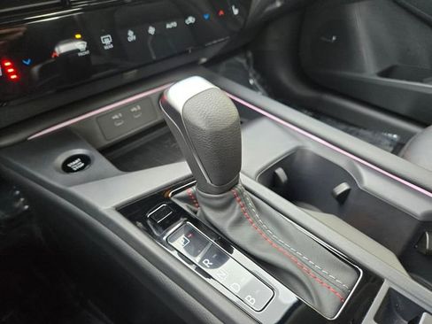 New 2026 Nissan Sentra SR w/ SR Premium Package image 24