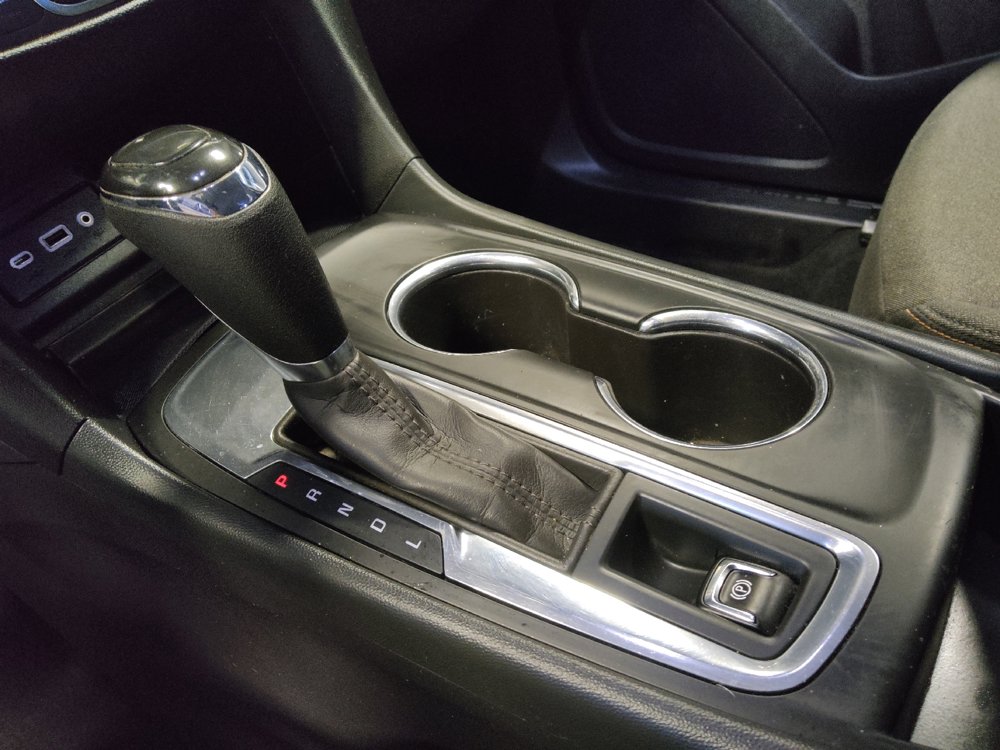 Used 2021 Chevrolet Equinox LT FWD image 26