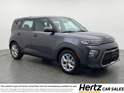 Used 2025 Kia Soul LX w/ LX Technology Package