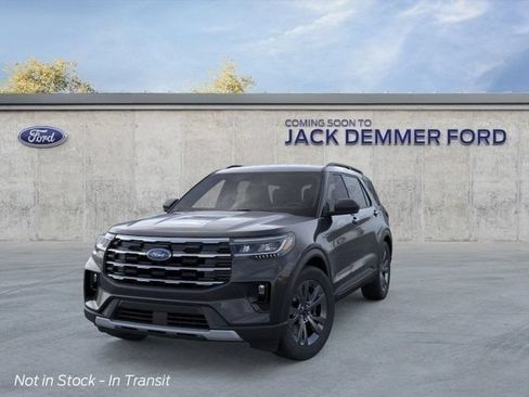 New 2026 Ford Explorer Active AWD/4WD image 2