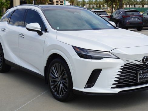 Certified 2023 Lexus RX 350 AWD w/ Cold Area Package image 3