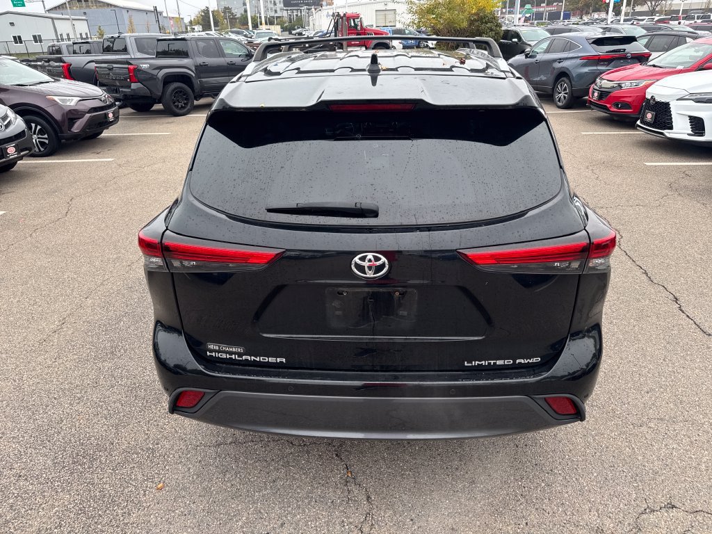 Used 2020 Toyota Highlander Limited AWD/4WD image 6