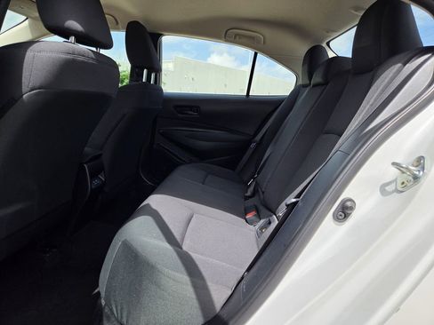 Used 2025 Toyota Corolla LE FWD image 27