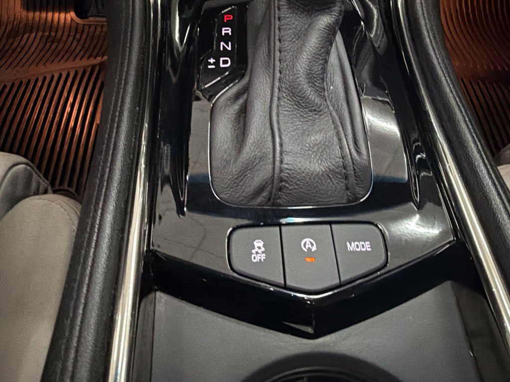 Used 2016 Cadillac ATS Luxury w/ Cold Weather Package RWD image 17