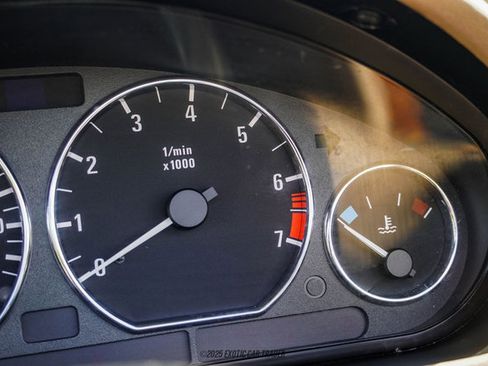 Used 2000 BMW Z3 2.5i image 30