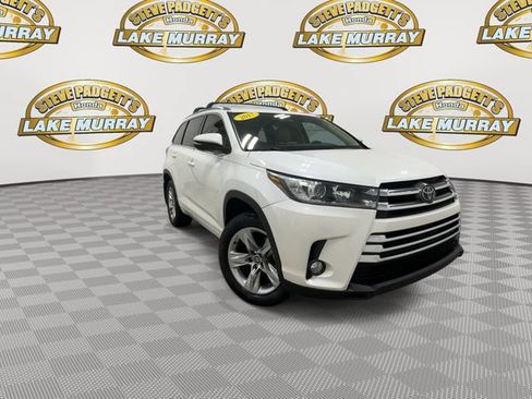 Used 2017 Toyota Highlander Limited FWD image 5