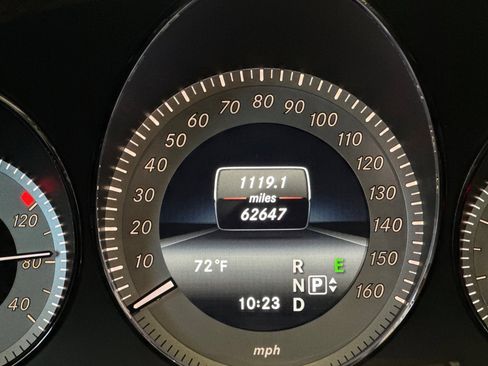 Used 2015 Mercedes-Benz GLK 350 4MATIC image 27