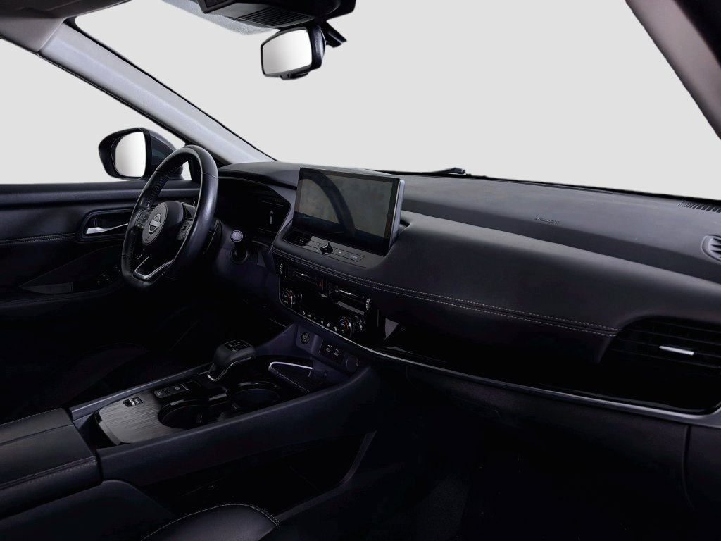 Used 2024 Nissan Rogue SL FWD image 31