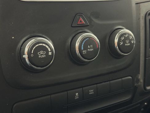 Used 2014 RAM 1500 Express w/ Black Ram 1500 Express Group image 20