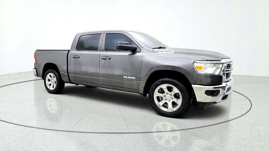 Used 2022 RAM 1500 Big Horn AWD/4WD image 3