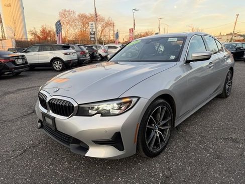 Used 2019 BMW 330i xDrive Sedan w/ Driving Assistance Package image 1