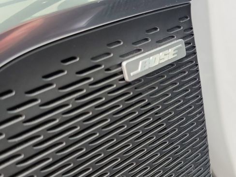 Used 2024 Chevrolet Traverse RS image 25