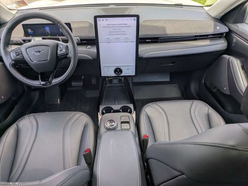 Certified 2023 Ford Mustang Mach-E Premium AWD/4WD image 9