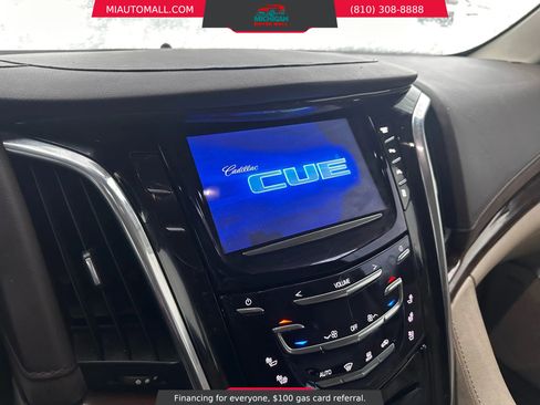 Used 2016 Cadillac Escalade Luxury image 12
