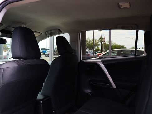 Used 2018 Toyota RAV4 LE w/ All Weather Liner Package FWD image 34