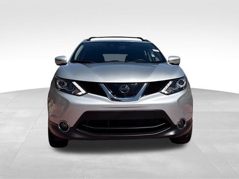 Used 2017 Nissan Rogue Sport SL w/ SL Premium Package AWD/4WD image 2