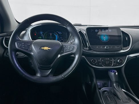 Used 2018 Chevrolet Volt Premier w/ Driver Confidence Package FWD image 18