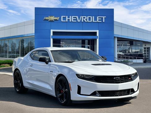 Certified 2023 Chevrolet Camaro LT w/ RS Package RWD image 6