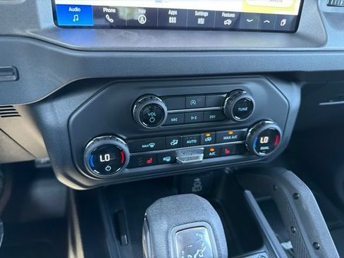 New 2026 Ford Bronco Big Bend w/ Black Diamond Package AWD/4WD image 17