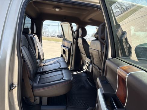 Used 2017 Ford F350 King Ranch image 11