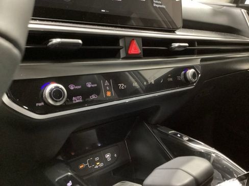 New 2026 Kia Sorento S w/ S Panoramic Sunroof Package FWD image 32