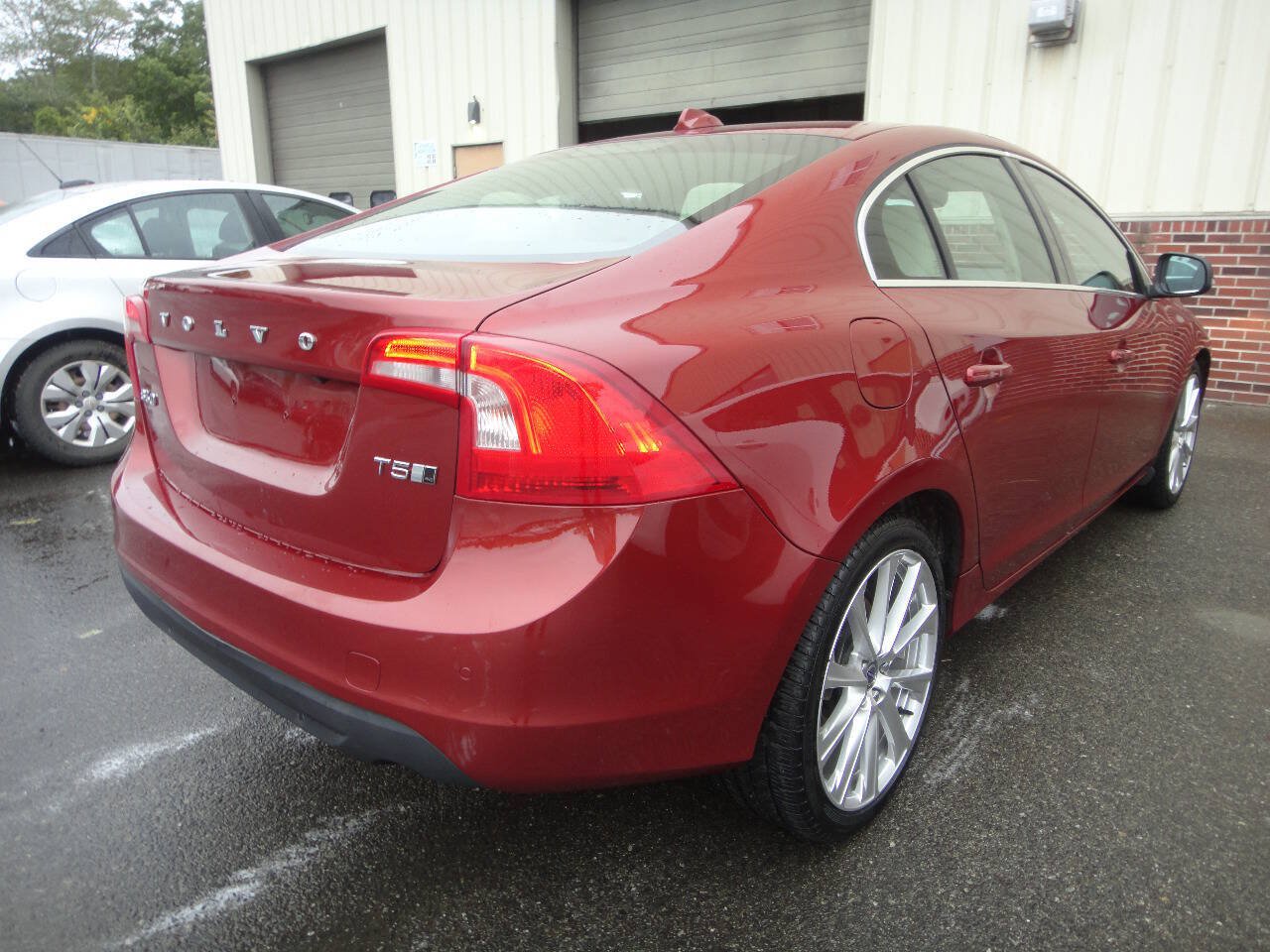 Used 2016 Volvo S60 T5 Premier w/ Climate Package AWD/4WD image 6