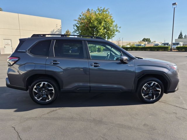 Used 2026 Subaru Forester Premium AWD/4WD image 4