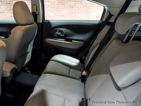 Used 2021 Honda HR-V LX image 15