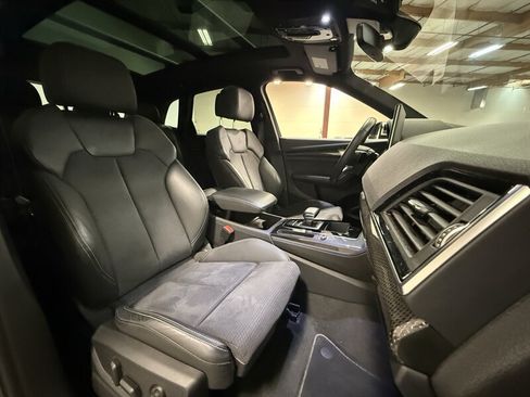 Used 2023 Audi SQ5 Premium Plus w/ Premium Plus Package AWD/4WD image 14