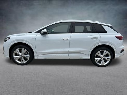 Used 2023 Audi Q4 e-tron Premium Plus w/ Premium Plus AWD/4WD image 3