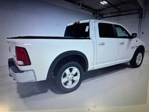 Used 2017 RAM 1500 Big Horn AWD/4WD image 4