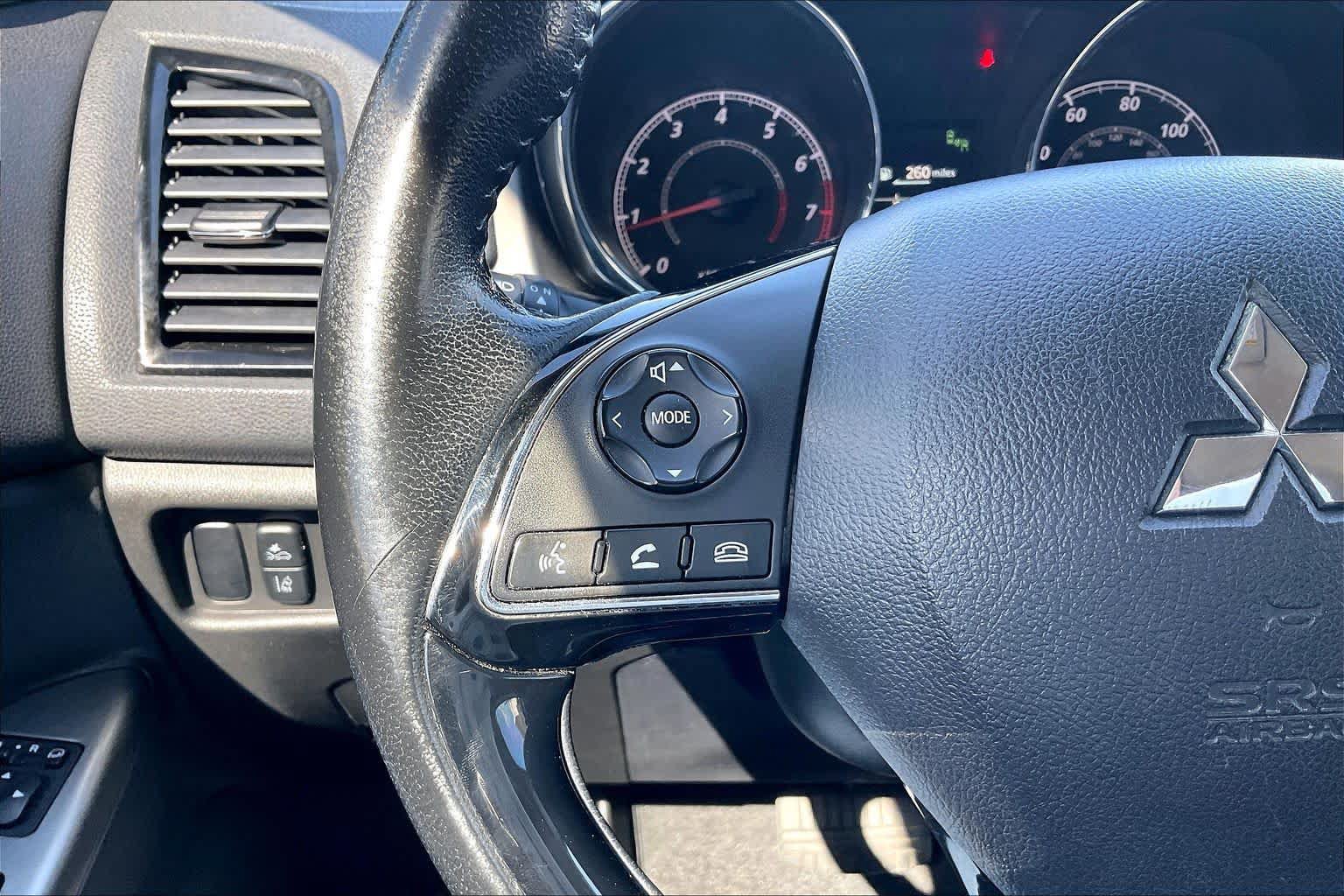 Used 2021 Mitsubishi Outlander Sport SE FWD image 23
