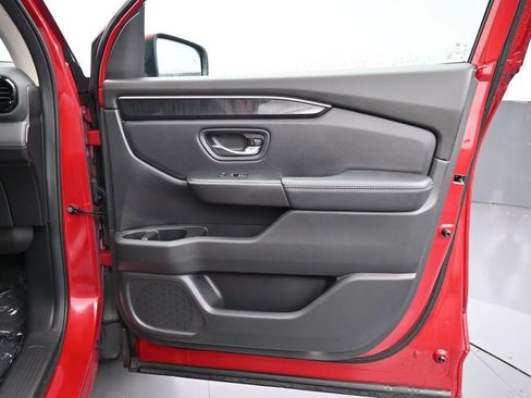 Certified 2024 Honda Pilot Elite image 28