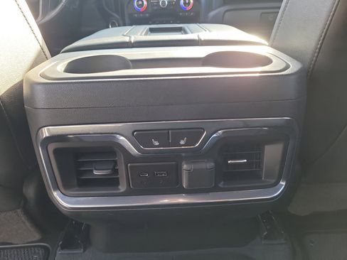 Used 2021 GMC Sierra 1500 AT4 w/ AT4 Preferred Package AWD/4WD image 33