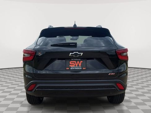 New 2026 Chevrolet Trax RS w/ Driver Confidence Package FWD image 6