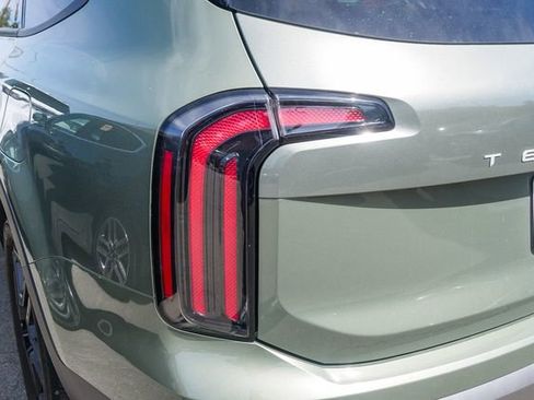 Used 2023 Kia Telluride EX X-Line image 13