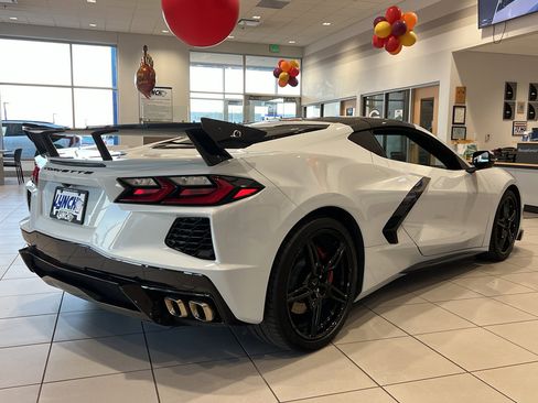 Used 2022 Chevrolet Corvette Stingray Coupe w/ 1LT image 4