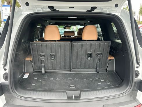 Used 2025 Hyundai Santa Fe Limited FWD image 11