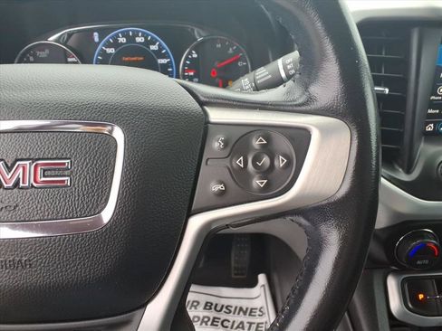 Used 2021 GMC Acadia SLT w/ Technology Package FWD image 20