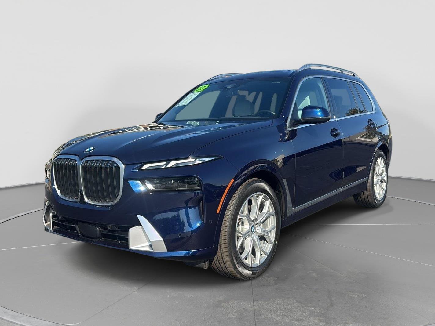 Used 2023 BMW X7 xDrive40i w/ Premium Package AWD/4WD image 8