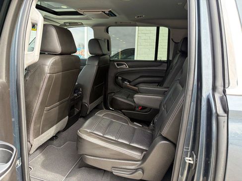 Used 2019 GMC Yukon XL Denali w/ Denali Ultimate Package image 22