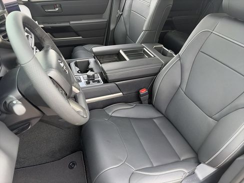 New 2026 Toyota Tundra Limited AWD/4WD image 18