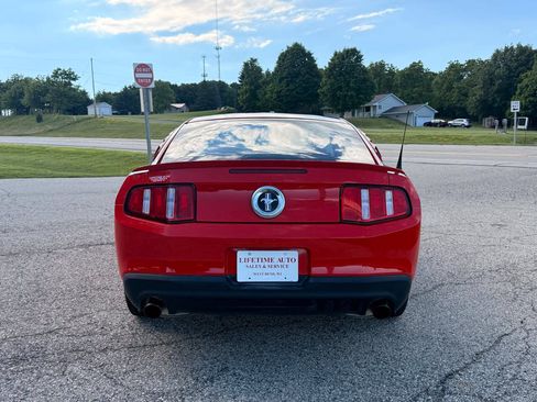 Used 2011 Ford Mustang Coupe w/ 101A Rapid Spec Order Code RWD image 4