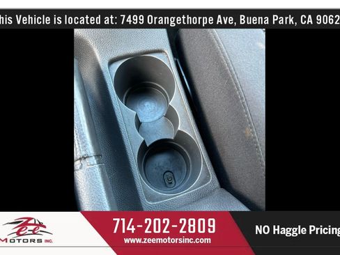 Used 2009 Volkswagen GTI 4-Door image 33