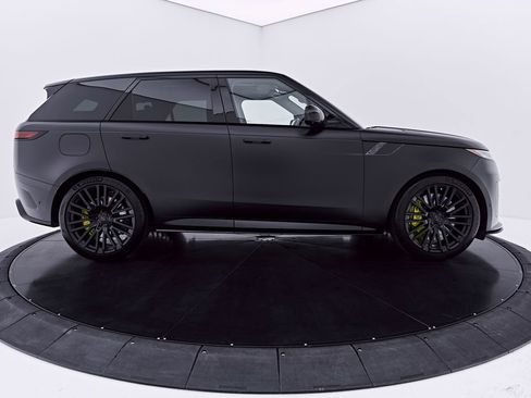 Used 2026 Land Rover Range Rover Sport SV AWD/4WD image 19