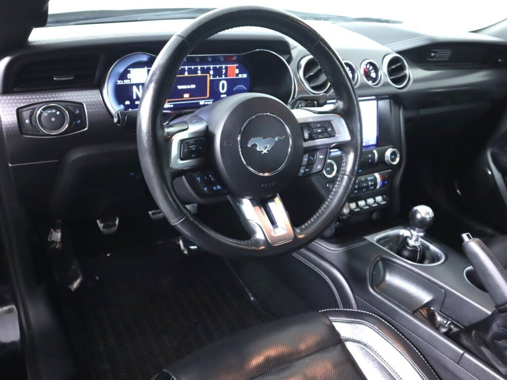 Used 2020 Ford Mustang GT Premium w/ GT Performance Package RWD image 9