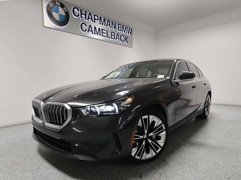 New 2026 BMW 530i image 1