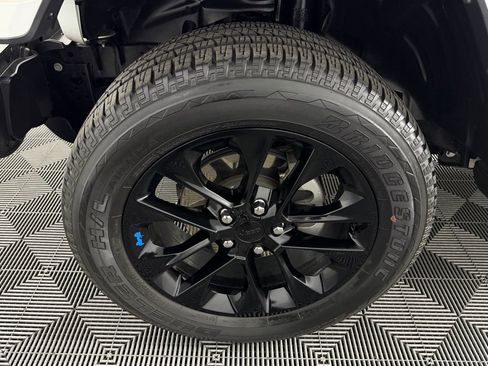 Used 2023 Jeep Wrangler Unlimited Sahara w/ Cold Weather Group image 11