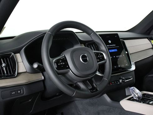 New 2026 Volvo XC90 T8 Plus AWD/4WD image 8