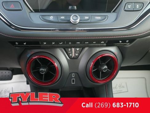 Used 2019 Chevrolet Blazer RS AWD/4WD image 30